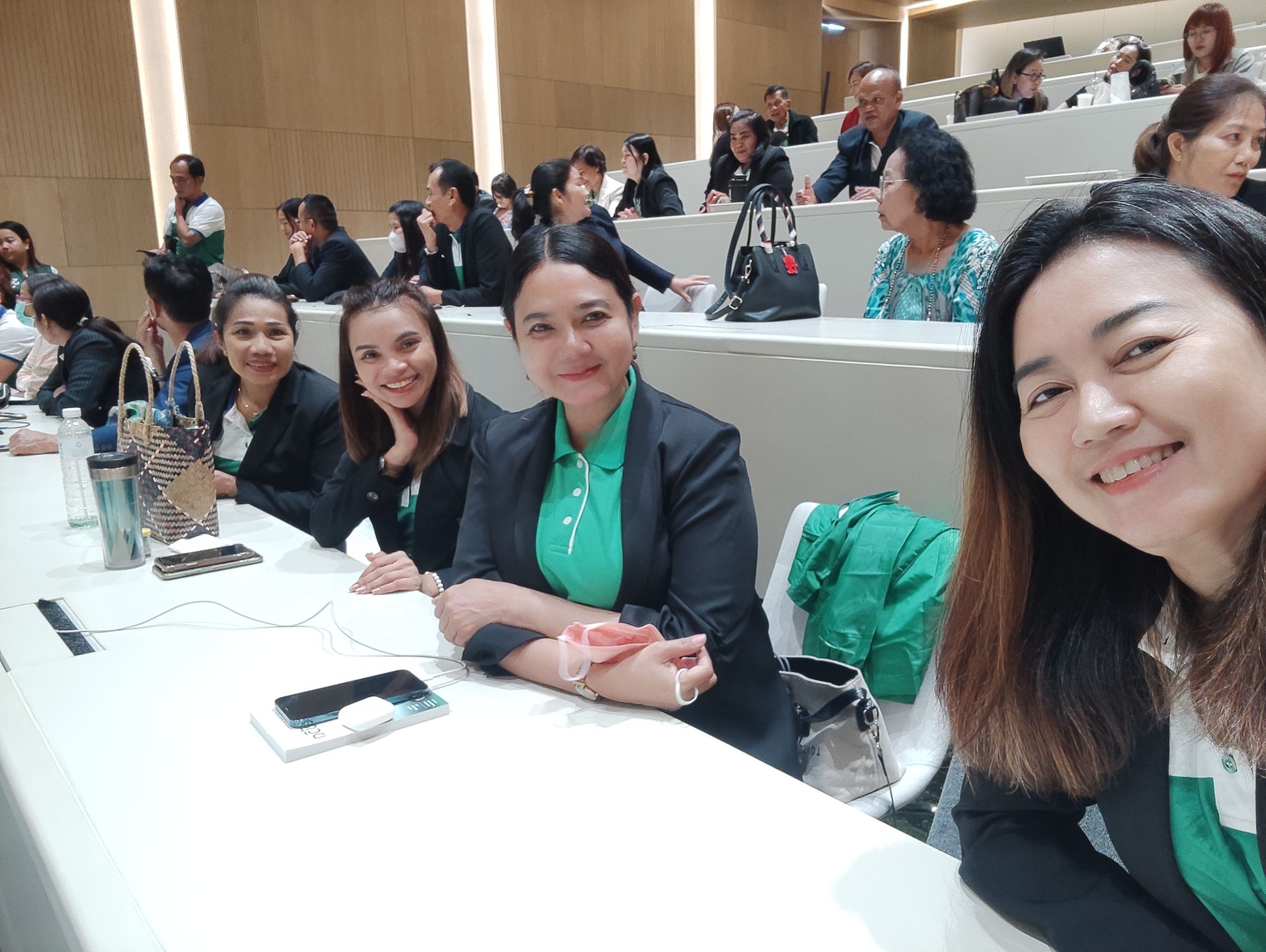 กิจกรรมทีม เณอินชัวร์ 21
